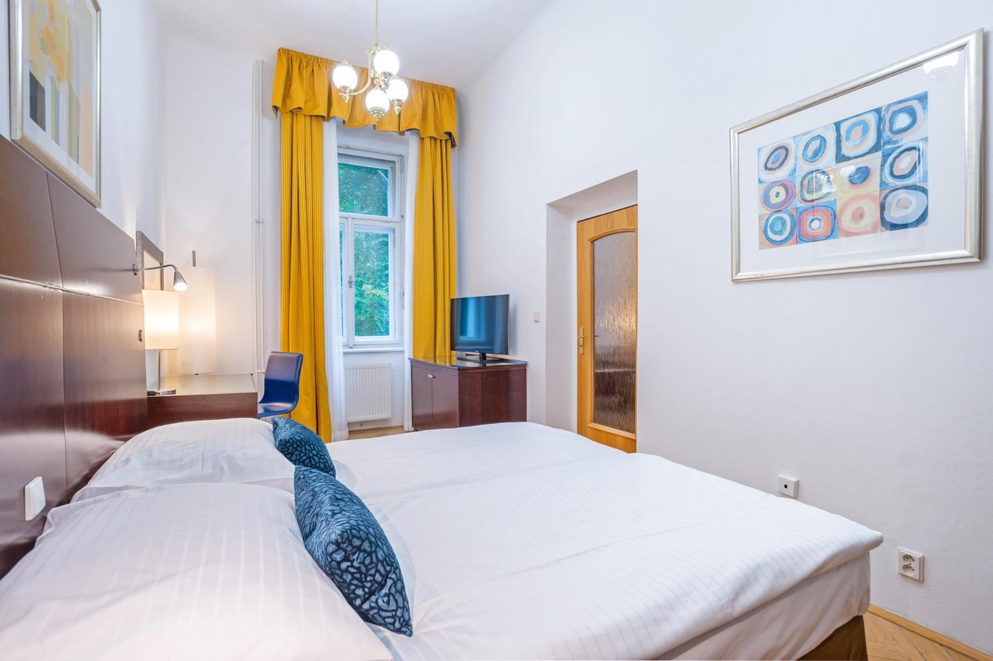 Metropol 3*