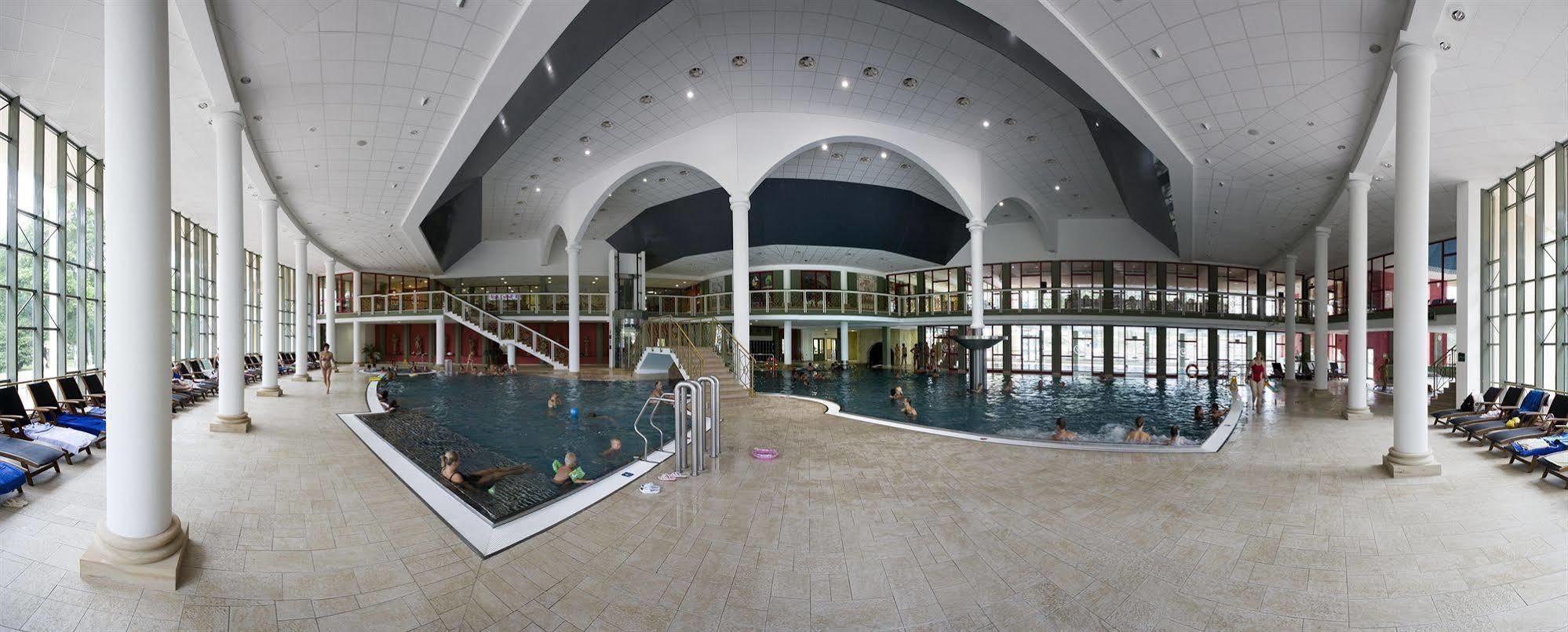 Metropol 3*